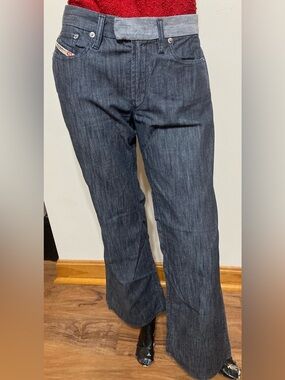 Dark Indigo Wide-Leg Jeans 
Item# SSj1